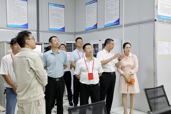 9月15日，，，，，，省十四届人大代表视察抖圈官网工程1.jpg